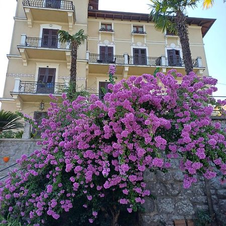 Villa Marija Lovran Bagian luar foto