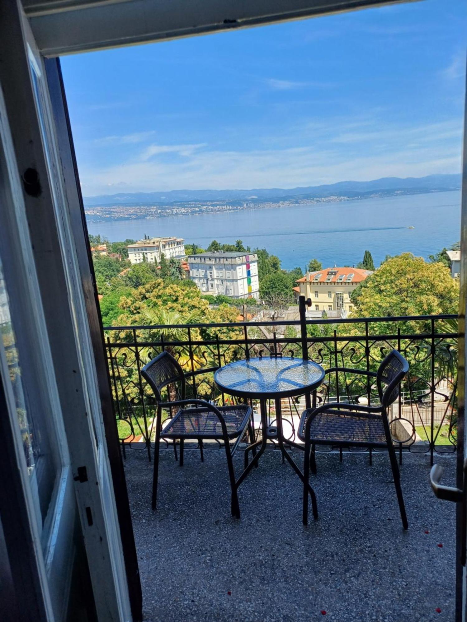 Villa Marija Lovran Bagian luar foto